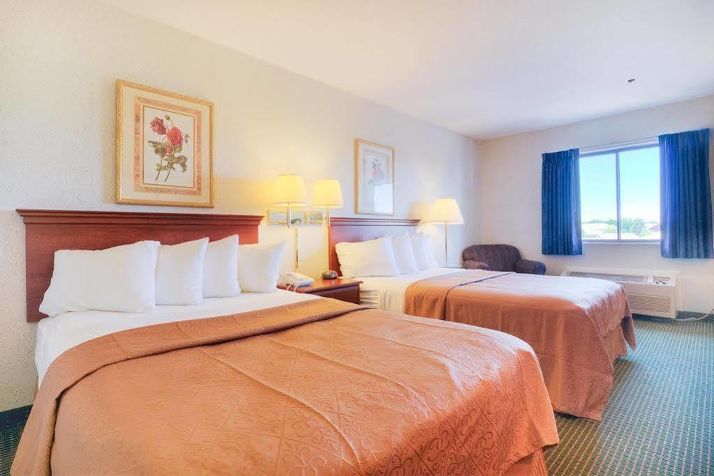 Quality Inn Sycamore - Dekalb Exterior photo